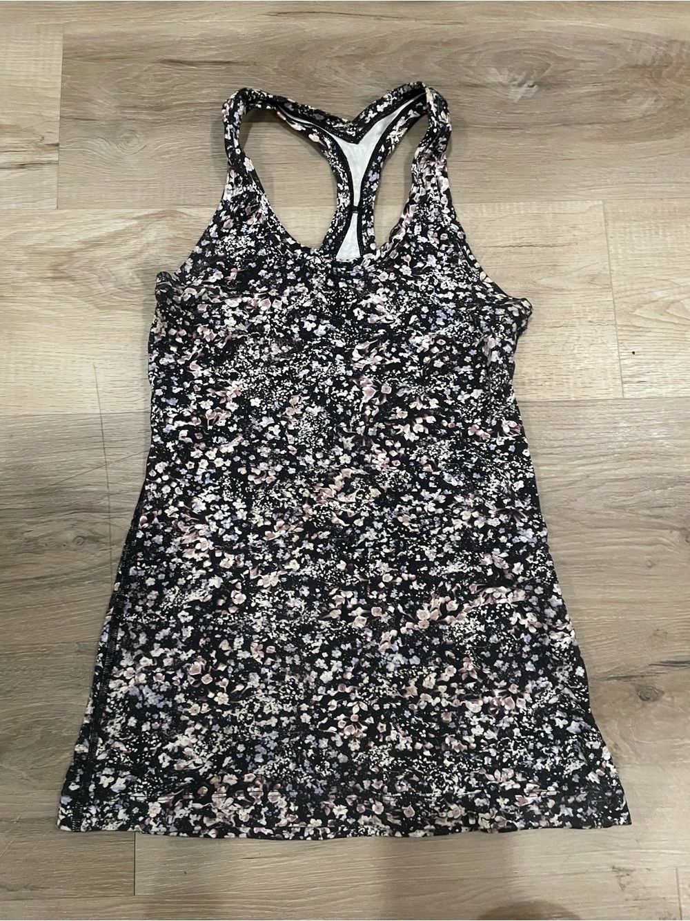 lululemon Women's Collection - Picture 4 of 9